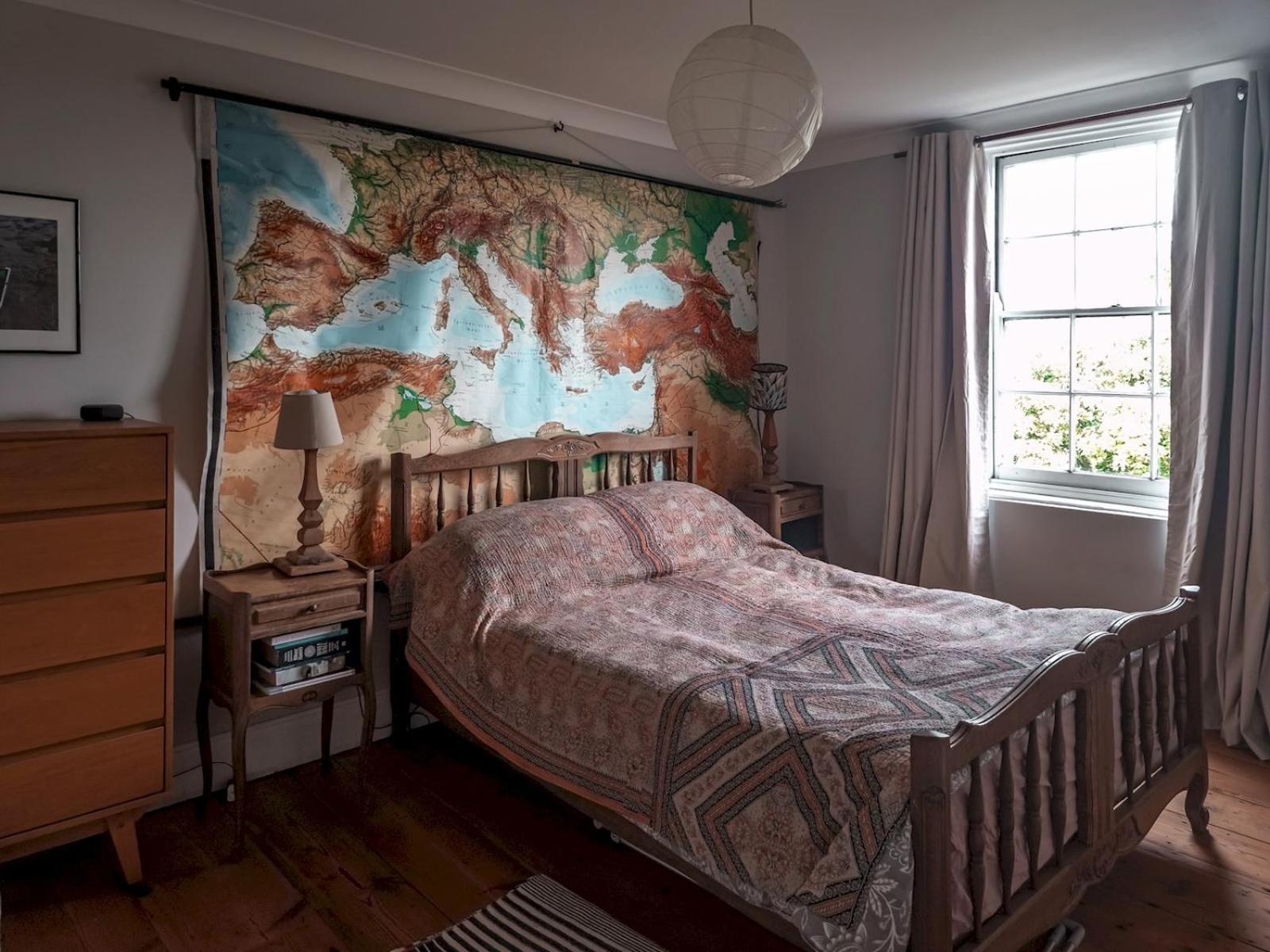 Delightful Spacious In Old Town Balcony Pass The Keys Apartment Margate